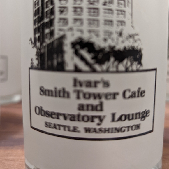 Set  of 6 vintage frosted Ivar's Seattle, Washington glasses - Picture 3 of 11